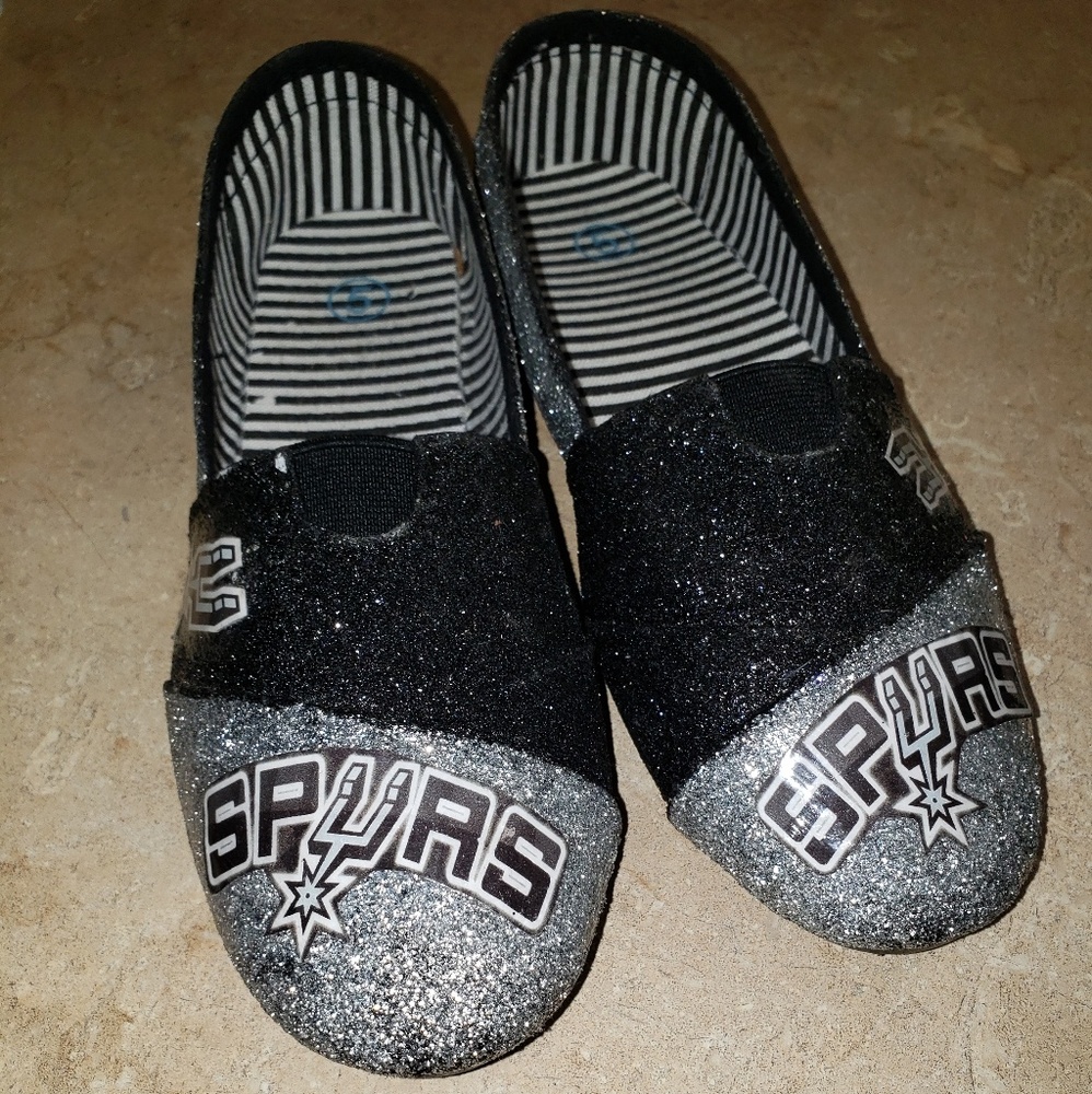 NWOT San Antonio Spurs Custom Flats